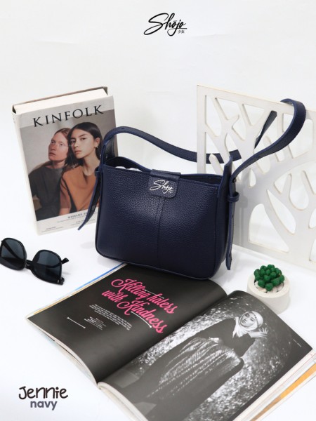 Moonzaya - JENNIE BAG BY SHOJO TAS SELEMPANG WANITA JENNIE NAVY