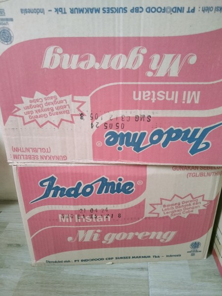 8 crton indome goreng