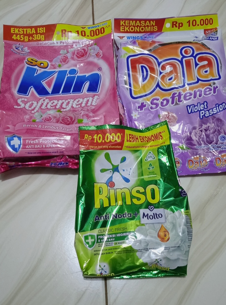 SOKLIN / RINSO / DAIA 10000