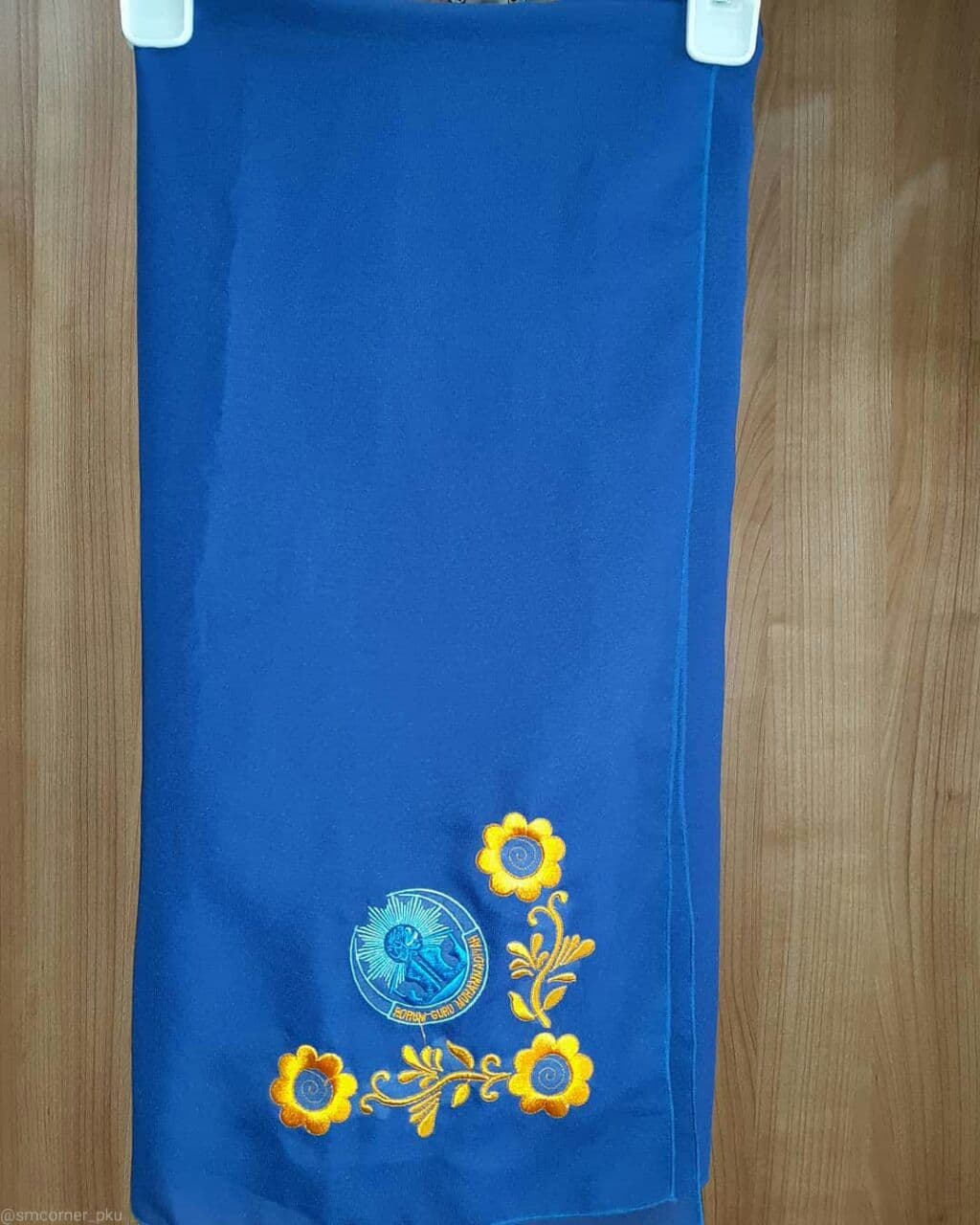 Kerudung Segiempat FGM