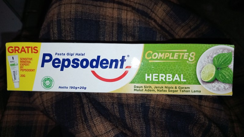 pepsodent herbal