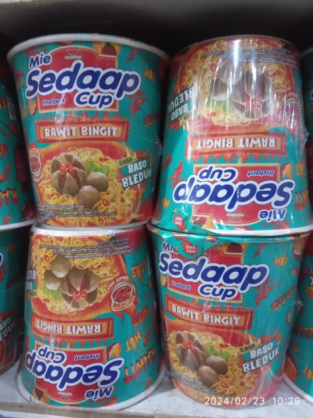 Mie Sedap Cup Bakso Bledug