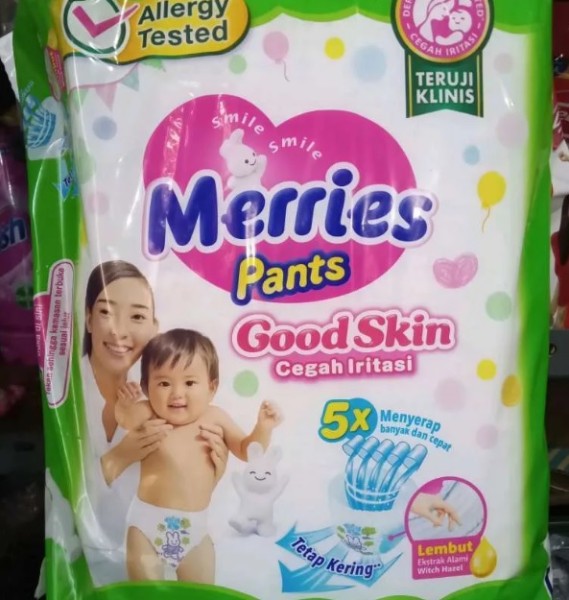 PAMPERS MERRIES UK L ISI 30