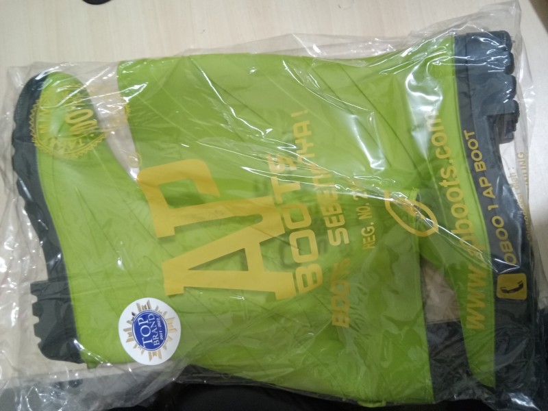 Sepatu AP lime hijau