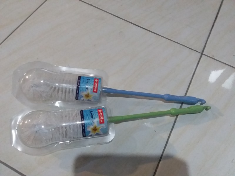 Sikat botol lion star