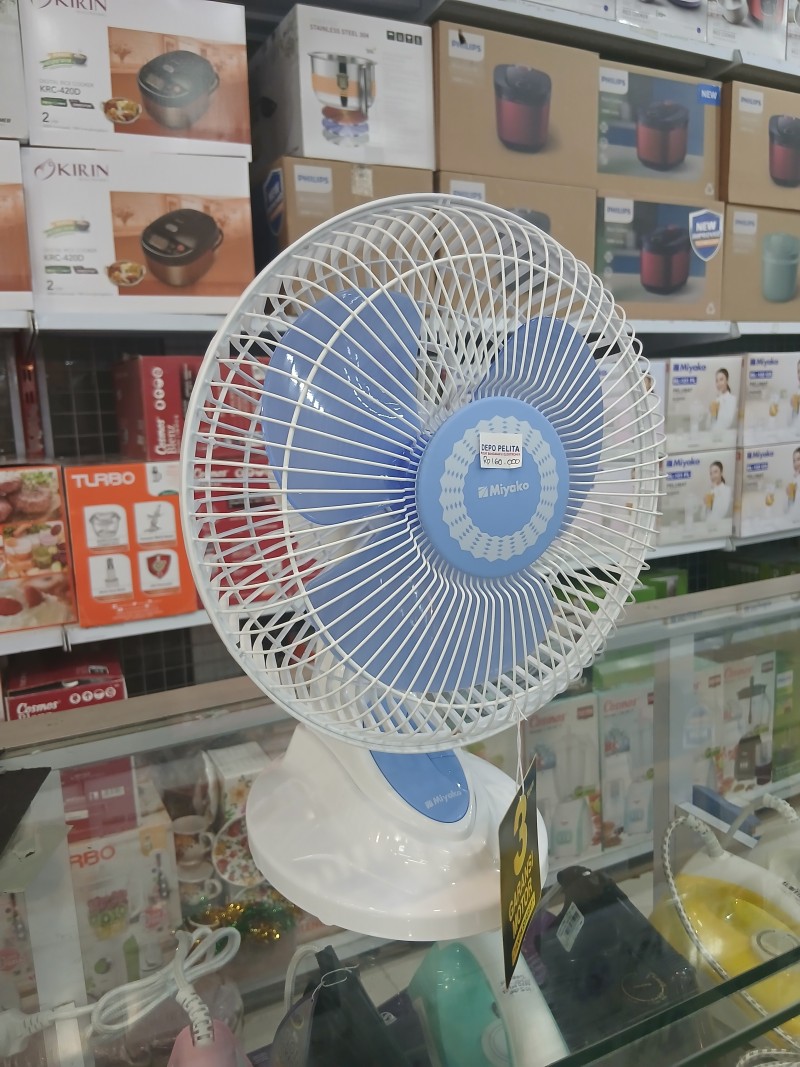 Kipas Angin Miyako 927 Besi