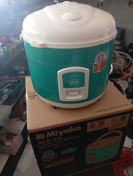 Magic com Miyako mcm 838