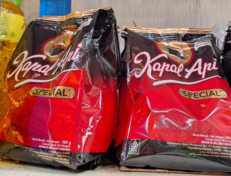 Kapal api merah jumbo 380gr