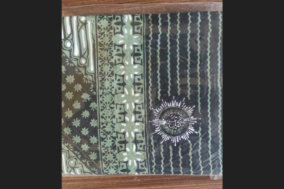 Kain Batik Muhammadiyah Hitam