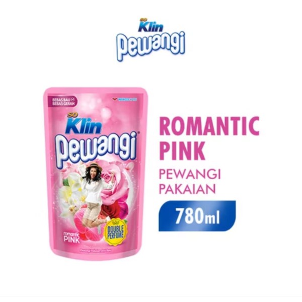 Soklin Pewangi Romantic Pink