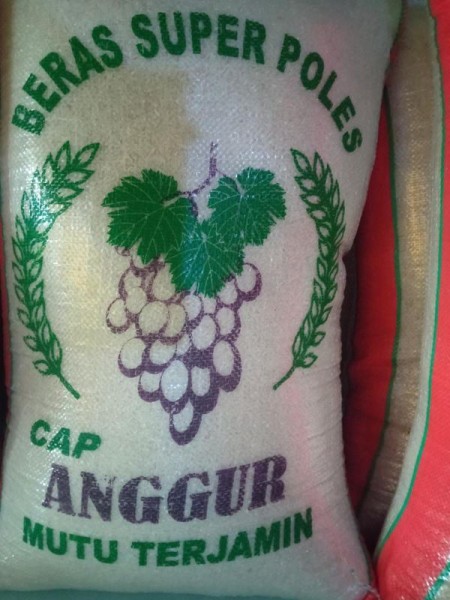 Beras cap anggur